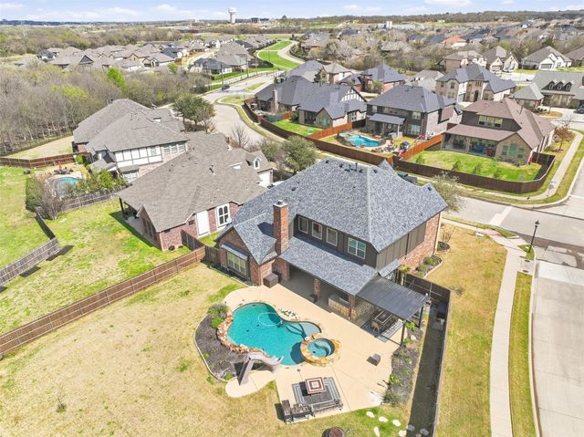 1194 Overland Drive, Burleson, TX 76028