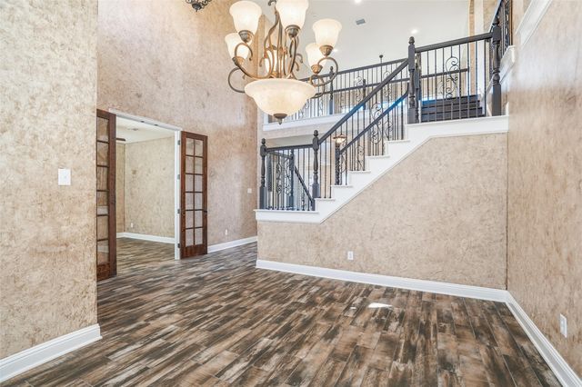 1194 Overland Drive, Burleson, TX 76028