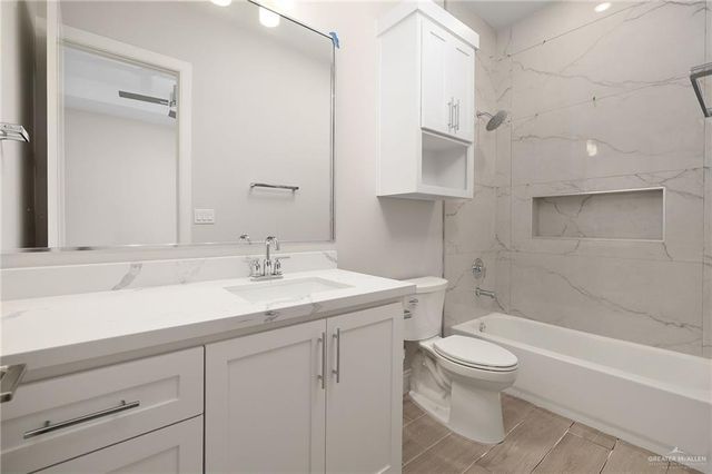 1704 S Queen Street, Edinburg, TX 78539