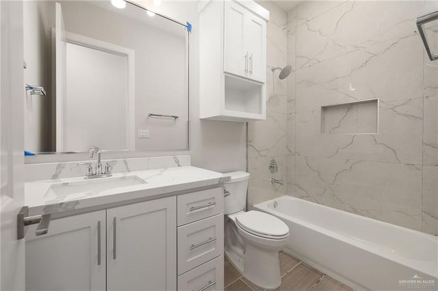 1704 S Queen Street, Edinburg, TX 78539