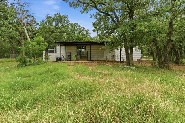 2109 Timber Top Trail, Joshua, TX 76058