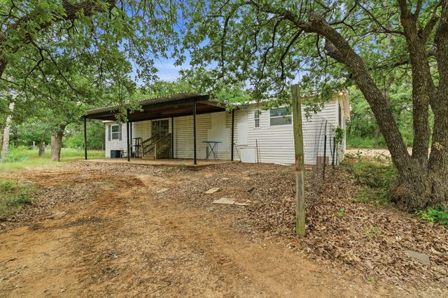 2109 Timber Top Trail, Joshua, TX 76058