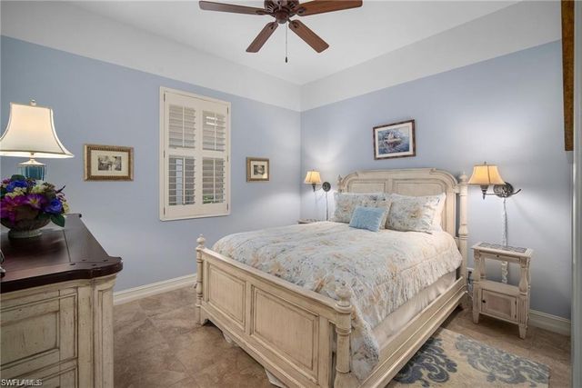 6476 Caldecott DR, Naples, FL 34113