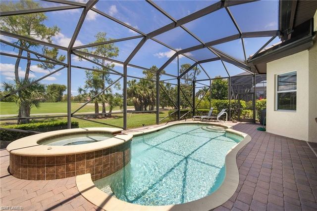 6476 Caldecott DR, Naples, FL 34113