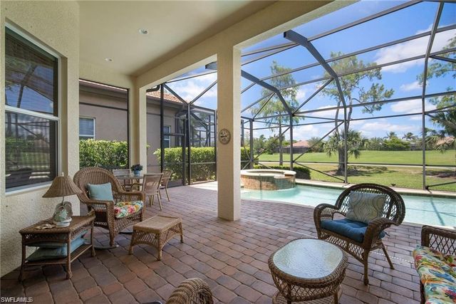 6476 Caldecott DR, Naples, FL 34113