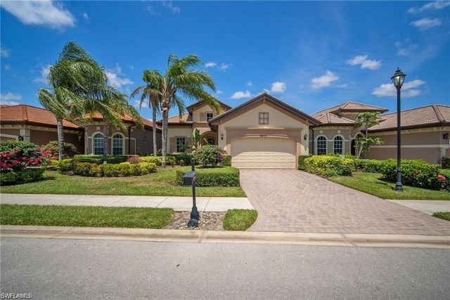 6476 Caldecott DR, Naples, FL 34113