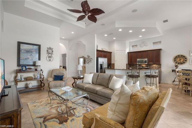 6476 Caldecott DR, Naples, FL 34113
