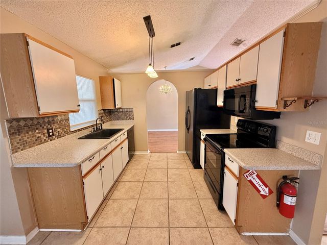 326 HANGING MOSS ROAD, Davenport, FL 33837