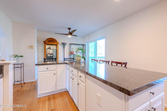 41 Abby Road, Farmingdale, NJ 07727