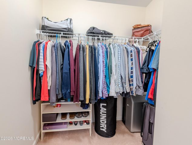 41 Abby Road, Farmingdale, NJ 07727