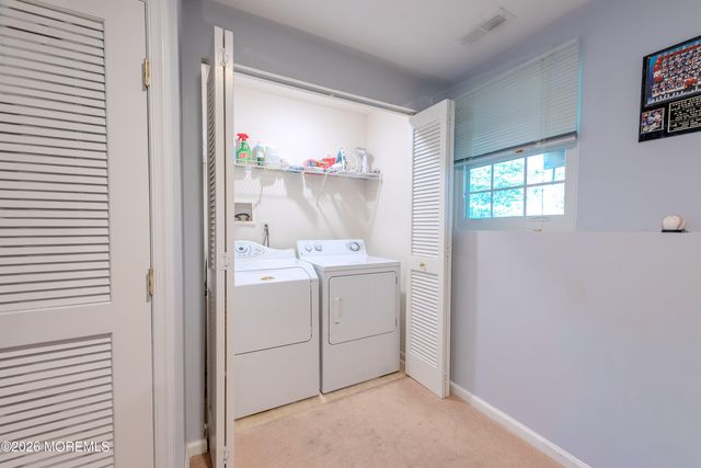 41 Abby Road, Farmingdale, NJ 07727