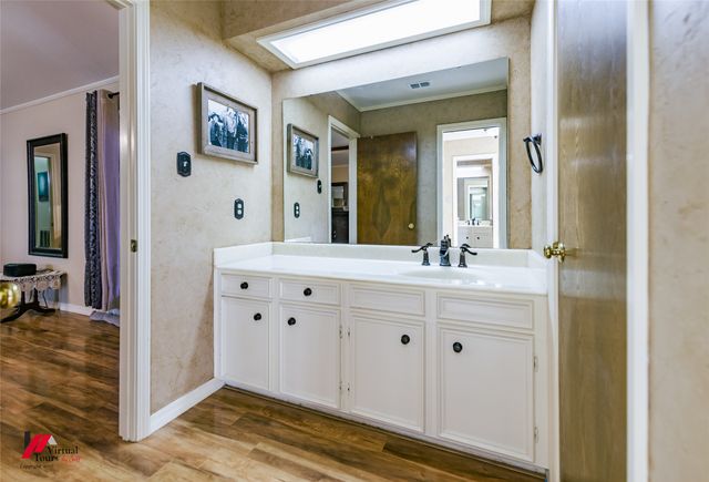 5541 Branchwood Drive, Keithville, LA 71047