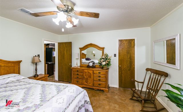 5541 Branchwood Drive, Keithville, LA 71047