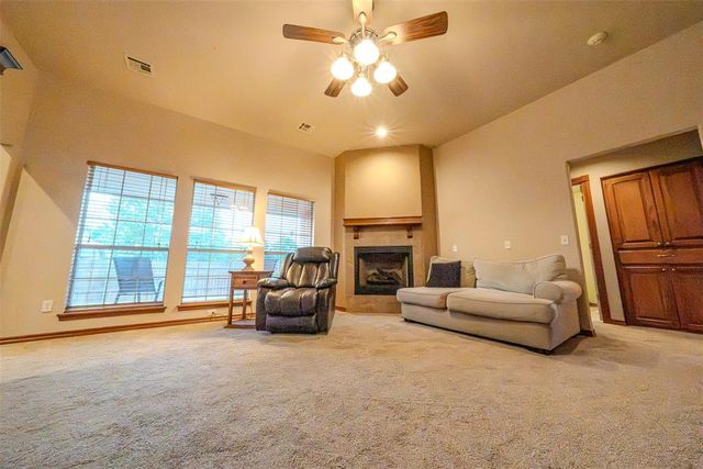 3587 Remington Place Road, Norman, OK 73072