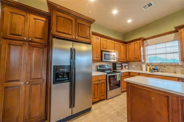 3587 Remington Place Road, Norman, OK 73072
