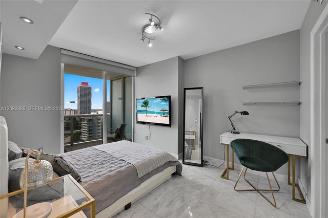 1800 S Ocean Drive 1408, Hallandale Beach, FL 33009