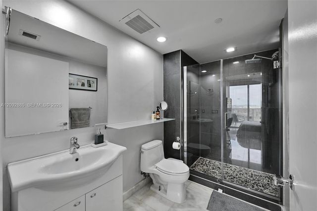 1800 S Ocean Drive 1408, Hallandale Beach, FL 33009