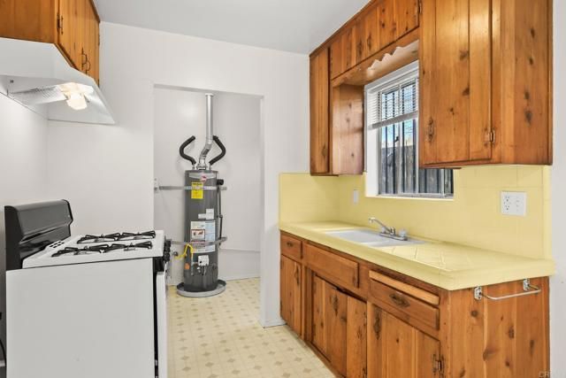 3545 Boundary St, San Diego, CA 92104