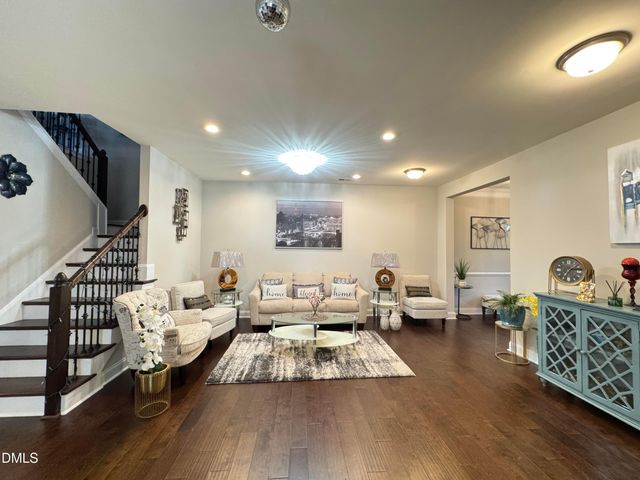 929 Haybeck Lane, Apex, NC 27523