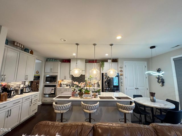929 Haybeck Lane, Apex, NC 27523