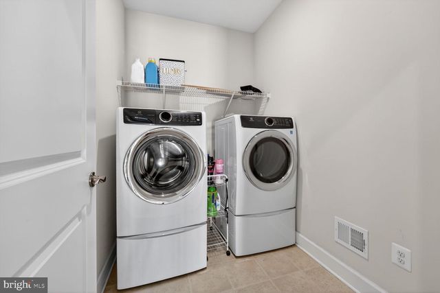 9337 PEPPER CT, Waldorf, MD 20603