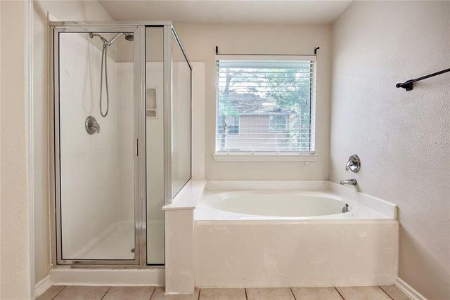 74 Blue Creek Court Court, The Woodlands, TX 77382