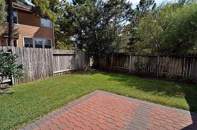 74 Blue Creek Court Court, The Woodlands, TX 77382