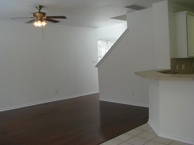 74 Blue Creek Court Court, The Woodlands, TX 77382