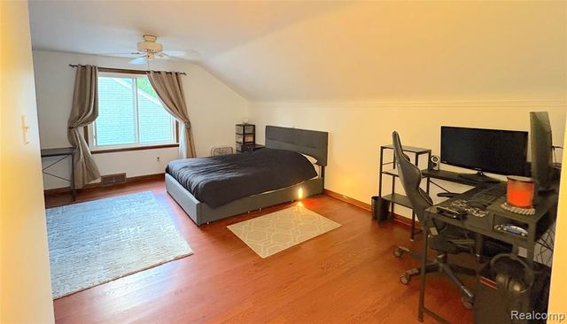 20306 Woodmont Street, Harper Woods, MI 48225