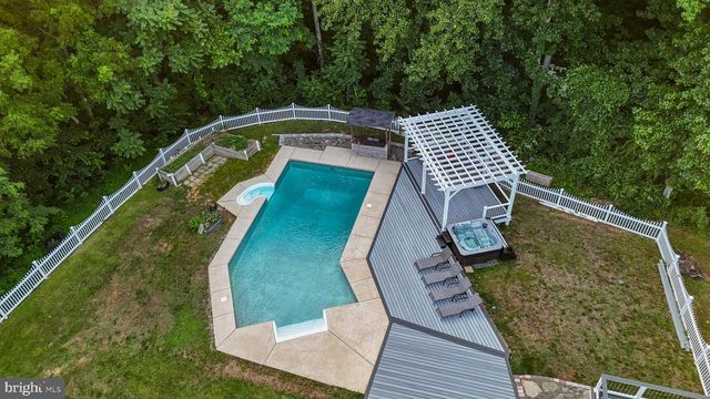 5620 ZETTA MAE PL, Welcome, MD 20693