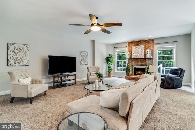 5620 ZETTA MAE PL, Welcome, MD 20693