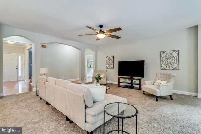 5620 ZETTA MAE PL, Welcome, MD 20693