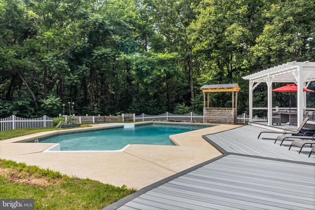 5620 ZETTA MAE PL, Welcome, MD 20693