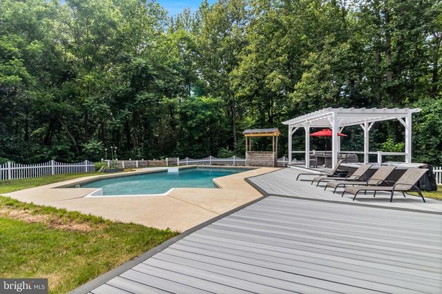 5620 ZETTA MAE PL, Welcome, MD 20693
