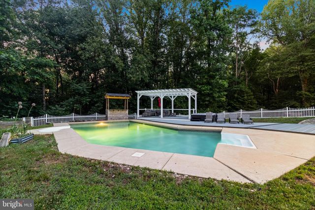 5620 ZETTA MAE PL, Welcome, MD 20693