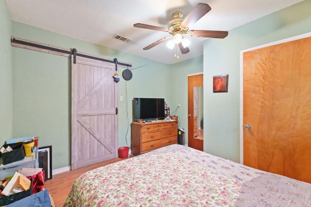 1312 P Street, Sanger, CA 93657