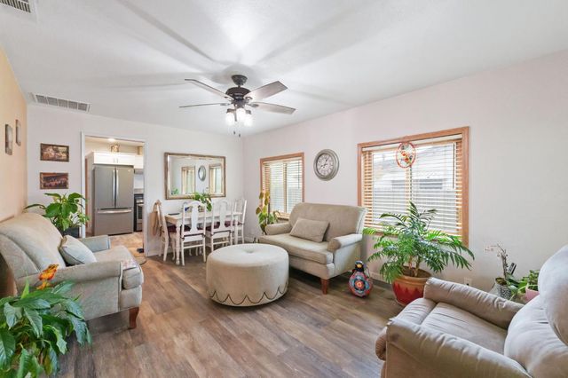 1312 P Street, Sanger, CA 93657