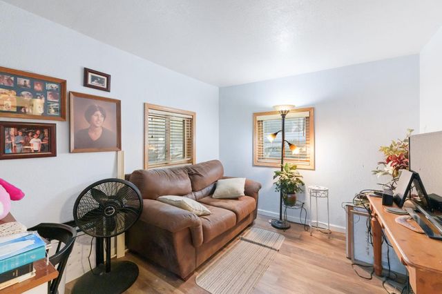 1312 P Street, Sanger, CA 93657