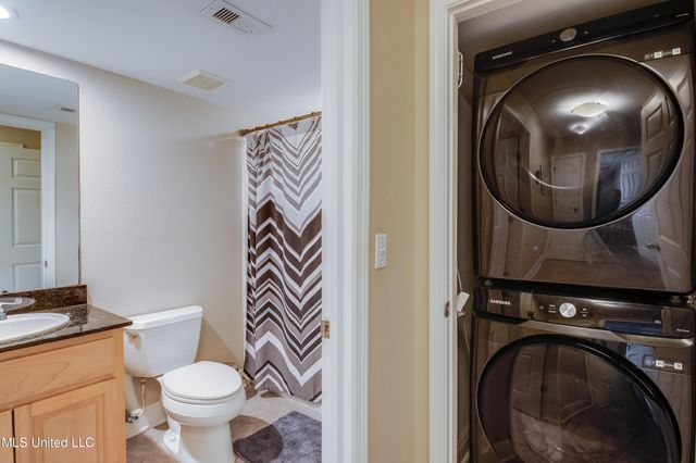 2046 Beach Boulevard, 326, Biloxi, MS 39531