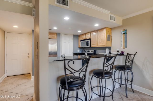 2046 Beach Boulevard, 326, Biloxi, MS 39531