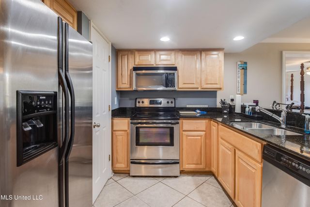 2046 Beach Boulevard, 326, Biloxi, MS 39531