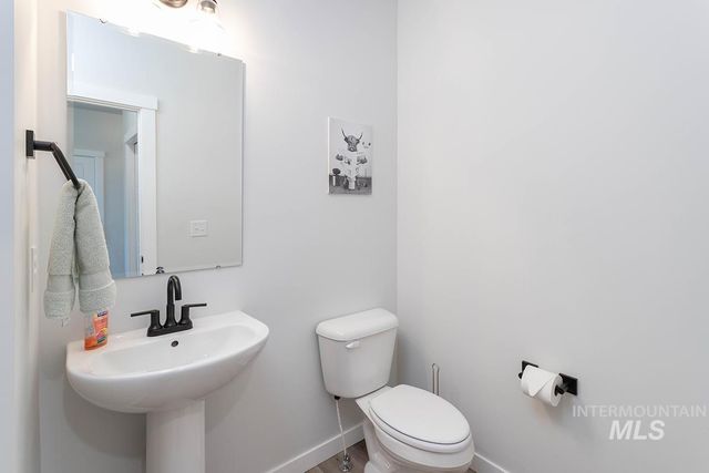 8447 S Bogus Ridge Ave, Boise, ID 83716