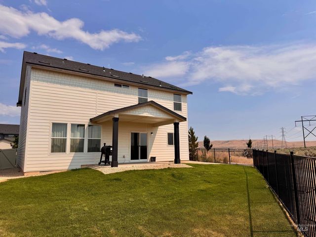 8447 S Bogus Ridge Ave, Boise, ID 83716