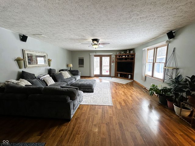 541 N Us Highway 231, Greencastle, IN 46135