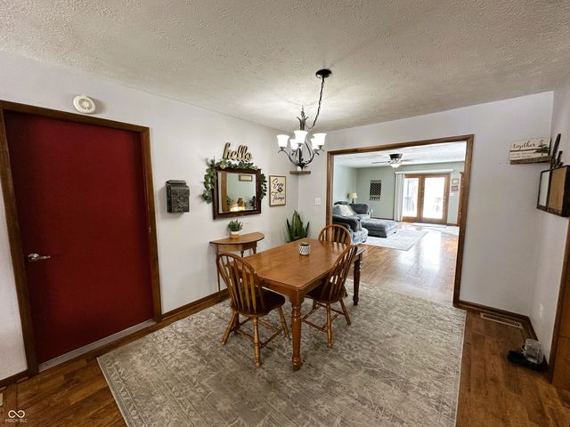 541 N Us Highway 231, Greencastle, IN 46135