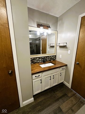 541 N Us Highway 231, Greencastle, IN 46135