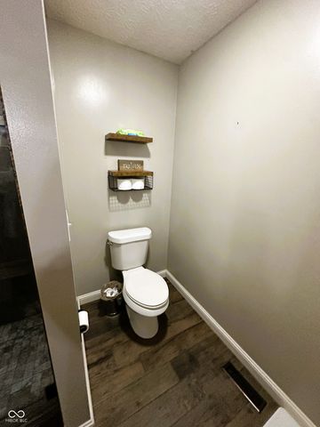 541 N Us Highway 231, Greencastle, IN 46135