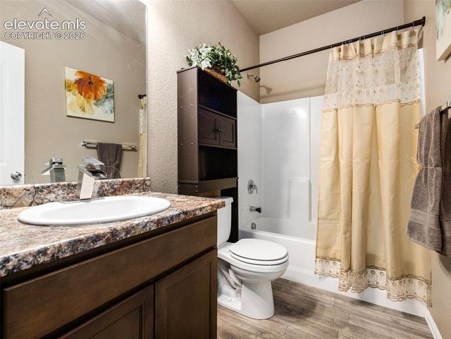 2413 Cruz Court, Pueblo, CO 81003