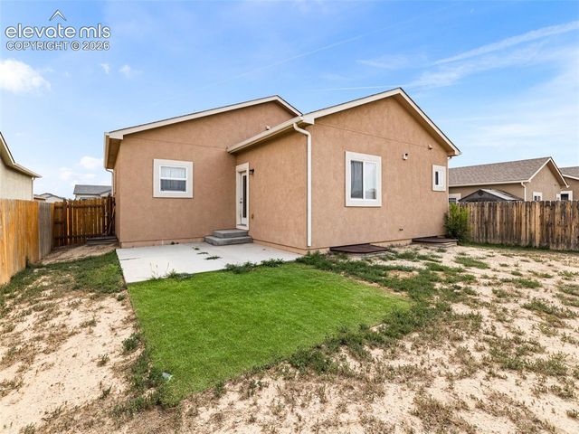 2413 Cruz Court, Pueblo, CO 81003
