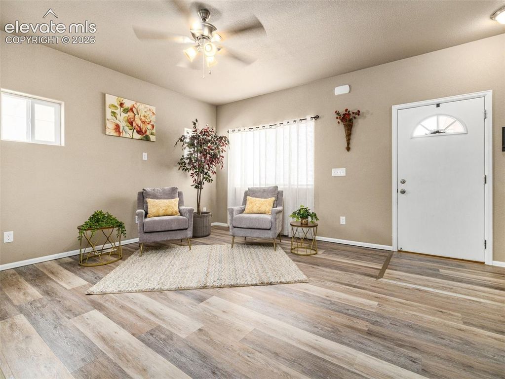2413 Cruz Court, Pueblo, CO 81003 — photo 3